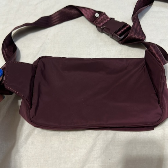 Athleta Purple Belt bag Adjustable Travel - Picture 4 of 8